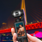 Fotocamera tascabile con gimbal e schermo da 1,9“